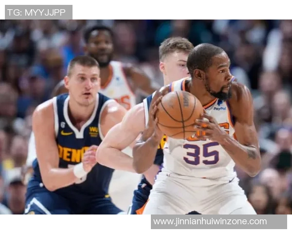 KD称约基奇传球能力超群其他球员无视篮筐也愿意传球