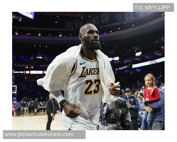 帕森斯称老詹依旧能打比赛角色多变展现实力