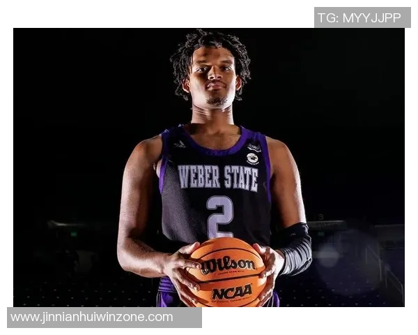 字母哥发推询问能否再打NCAA网友调侃得砍多少分才行